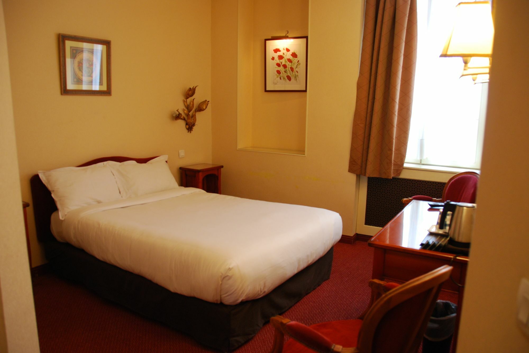 Courcelles Mederic Hotell Paris Exteriör bild